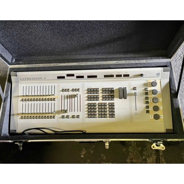 画像2: ETC Expression 3 800ch仕様（イーティーシー エクスプレッション）ケース付き (2)