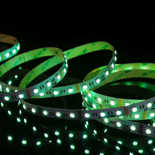 画像5: City Theatrical Eluxtra 4-in-1 LED Strip Light, 12V, Indoor, RGB + 6500K (5)