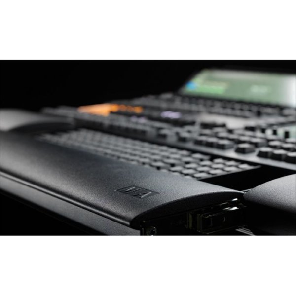 画像9: MA Lighting grandMA3 full-size CRV（グランマ3 フルサイズ コントロール ルーム バージョン） (9)