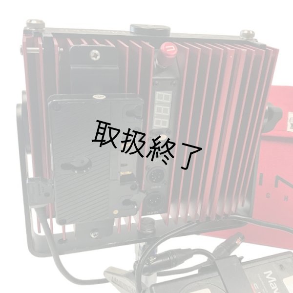 画像2: Cineo Maverick Bi-Color Portable A/B Gold-Mount Kit(シネオ) (2)