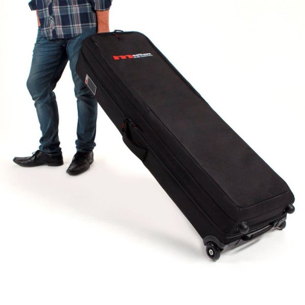 C-STAND ROLLING KITBAG
