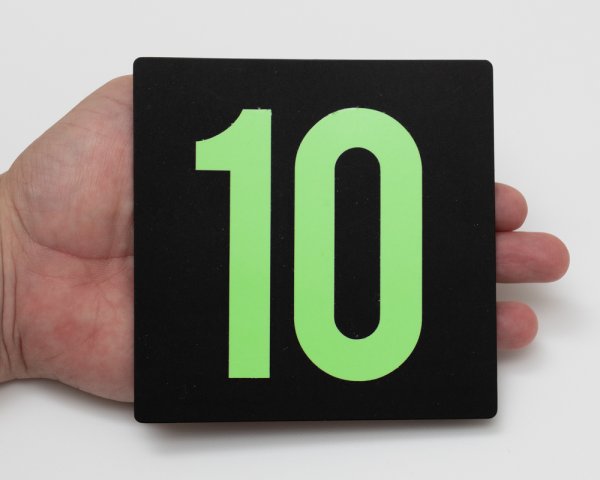 画像1: 蓄光プレート ナンバー・24メートルセット (1)