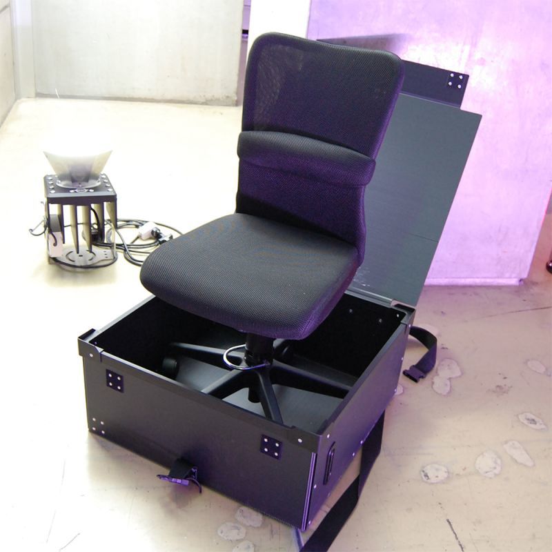 Cozy Roadie ツアー用折りたたみ椅子 軽量日本仕様 裏方屋ドットコム